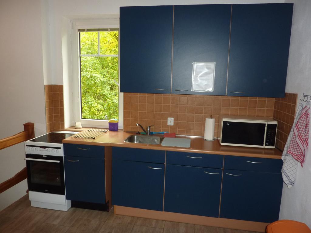 B&B En Mini-Camping Pension Kidafo Libun Exterior photo